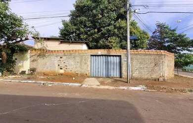 Imagem 2: Lote com duas Casas residenciais R$ 160 mil