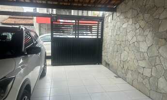 Imagem 2: Casa para aluguel tem 120 metros quadrados com 2 quartos em Santa Mônica área total de 250