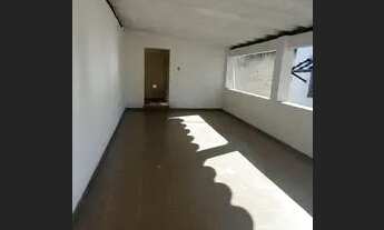 Imagem 2: Casa de fundos com terraço e entrada independente em Senador Camará - IMOBILIÁRIA VALENTE