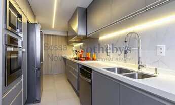 Imagem 7: Apartamento com vista privilegiada do skyline da cidade