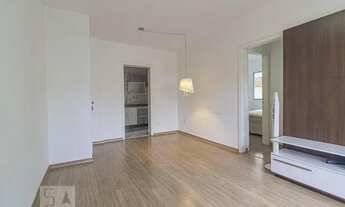 Imagem 2: Apartamento para Aluguel - Água Verde, 3 Quartos, 62 m2