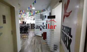 Imagem: Andar inteiro prédio comercial Tijuca