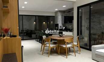 Imagem: Casa residencial com 3 quartos sendo 1 suítes