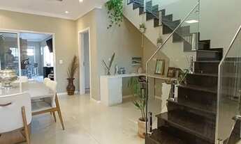 Imagem 6: Sobrado alto padrão na praia