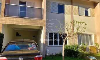 Imagem 2: Casa à venda no Condomínio Jockey Club 3 dormitórios com armários sendo 1 suíte com sacada