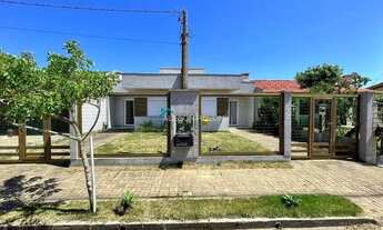 Imagem 2: Casa à 400 metros da praia em Atlântida Sul