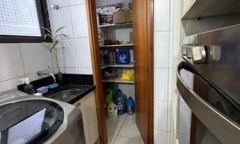 Imagem 6: Apartamento em casa amarela