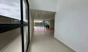 Imagem 4: Sobrado moderno com piscina e churrasqueira no condomínio Flora Rica - Peruíbe - SP