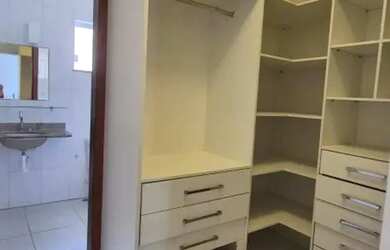 Imagem 9: Casa 4/4 sendo 3 Suítes - Buraquinho - Lauro de Freitas