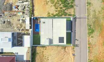 Imagem 3: Casa de Alvenaria - Venda - 03 dormitórios - 185m2 - Mobiliada - Piscina - Rua Sendor Poff