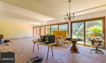 Imagem 5: Casa 4 Dormitórios com 459m² no Bairro Cristal Uso Residencial ou Comercial