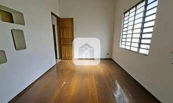 Imagem 2: Casa para locação no bairro Martins