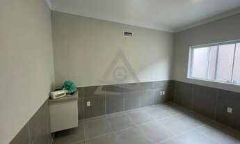 Imagem 2: Casa para alugar em Campinas, Bosque, com 4 quartos, com 130 m²