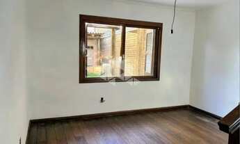 Imagem 3: Belíssima casa totalmente reformada no Sarandi!