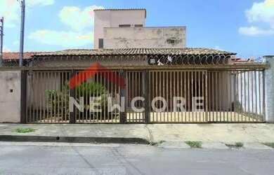 Imagem: Casa em Rua Dona Celuta Monteiro - Dona