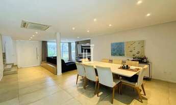 Imagem 2: Casa de Alto Padrão em Jurerê Internacional