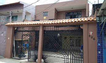 Imagem: Ampla Casa - R. Cesario Alvim