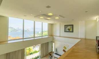 Imagem 7: Casa de 520 metros quadrados no bairro São Francisco com 5 quartos