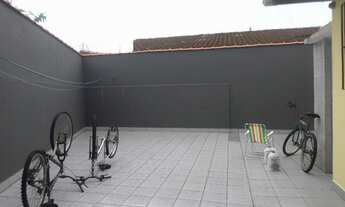 Imagem 6: Casa lado Praia com 3 quartos, 4 vagas, Jardim, Churrasqueira, no Solemar - Praia Grande