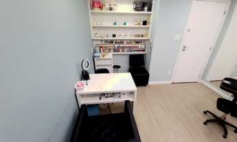 Imagem 6: Espaço de estética mobiliado