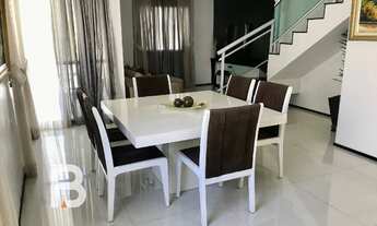 Imagem 3: Casa Duplex em Condomínio Fechado