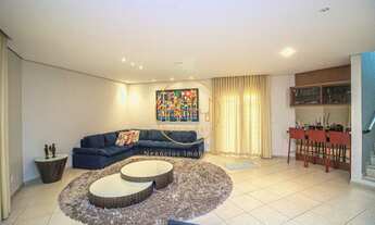 Imagem 4: Maravilhosa Casa em bairro calmo e residencial. O Colonial oferece tranquilidade para você