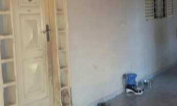 Imagem 2: Casa para venda possui 206 metros quadrados com 3 quartos em Centro - Presidente Epitácio