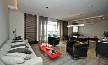 Imagem 6: Apartamento a venda possui 178 m², 3 suítes, 4 vagas na Aclimação