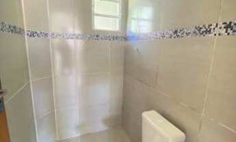 Imagem 4: D- VENDO LINDAS CASAS PROXIMO A PARADA DE ONIBUS