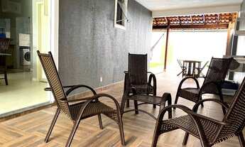 Imagem 3: Sobrado para venda possui 230 metros quadrados com 3 quartos em Balneario Verde Mar - Mong