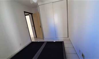 Imagem 5: Apto Região Central de Londrina com 2 quartos, 2 banheiros, c/ armários na cozinha e quart