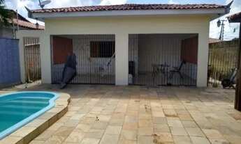 Imagem 2: Casa de praia com piscina enseadas dos corais