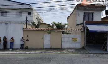 Imagem 2: Casa espaçosa com 2 dorm. garagem p/ 6 carros na V. Clementino