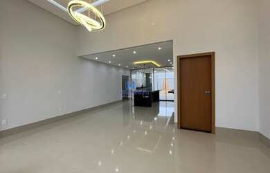 Imagem 7: Casa à venda no Setor Três Marias I em Goiânia GO, com 3 suítes, churrasqueira, piscina e