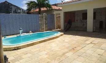 Imagem 3: Casa de praia com piscina enseadas dos corais