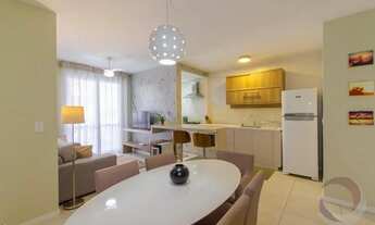 Imagem 2: Apartamento para Venda em Florianópolis, Campeche, 2 dormitórios, 1 suíte, 2 banheiros, 1