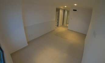 Imagem 4: Charles Miller, Ultimo andar, oportunidade