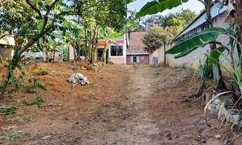 Imagem 2: Casa individual de 2 quartos no Vale das Acácias