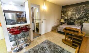 Imagem 2: Q.I - Flat totalmente mobiliado em Moema com 1x dorm. para locação com entrada imediata