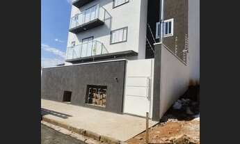 Imagem 2: Apartamento para venda tem 74 metros quadrados com 3 quartos em Centro - Pouso Alegre - MG