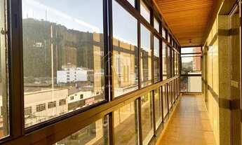 Imagem 2: Apartamento para Venda em Teresópolis, Várzea, 2 dormitórios, 1 suíte, 3 banheiros, 1 vaga