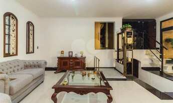 Imagem 3: Casa com acessibilidade - 4 dorm sendo 1 c/suíte e closet e 1 c/ suíte, ampla sala, piscin