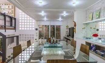 Imagem 7: Linda Casa a Venda Com Vista Mar na Agronômica