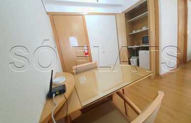 Imagem 5: Flat em andar alto, arejado, muito bem mobiliado para locação nos Jardins