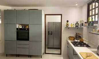 Imagem 5: Sobrado para venda possui 250 metros quadrados com 3 quartos em Veleiros - São Paulo - São