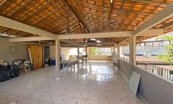 Imagem 4: Vendo casa térrea com terraço composta de 3 quartos sendo 2 suítes, à 150m da praia de Piú