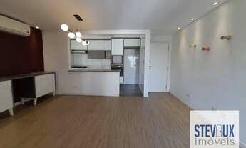 Imagem 4: Apartamento reformado em Moema Pássaros com 2 dormitórios e cozinha americana!