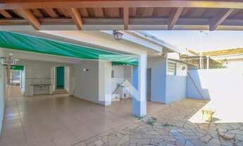 Imagem 4: Casa para Alugar - 8 cômodos - 3 banheiros - 4 vagas garagem