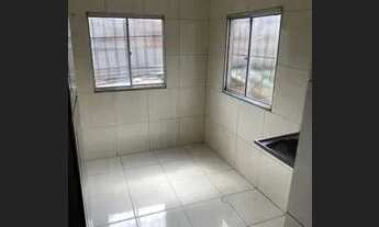 Imagem 4: ALUGO CASA GRANDE COM GARAGEM