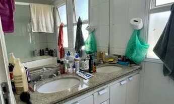 Imagem 10: Casa para aluguel e venda tem 180 metros quadrados com 5 quartos